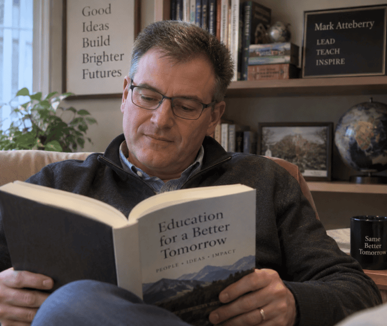 Mark Atteberry reading
