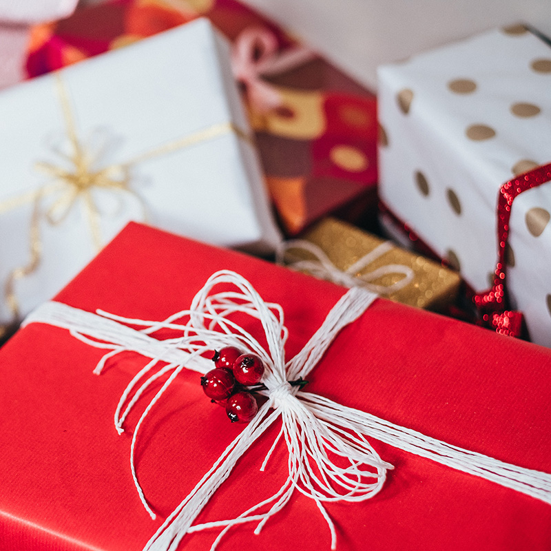 Church Sponsors ‘Christmas Shoppe’ for Struggling Families (Plus News Briefs)