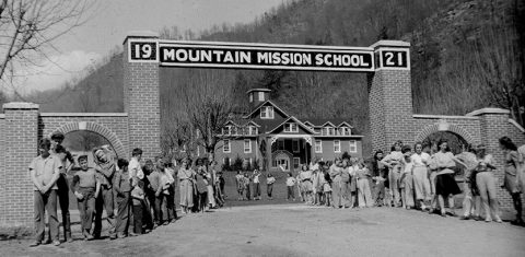 Mountain Mission School: One Hundred Years Of Service - Christian Standard